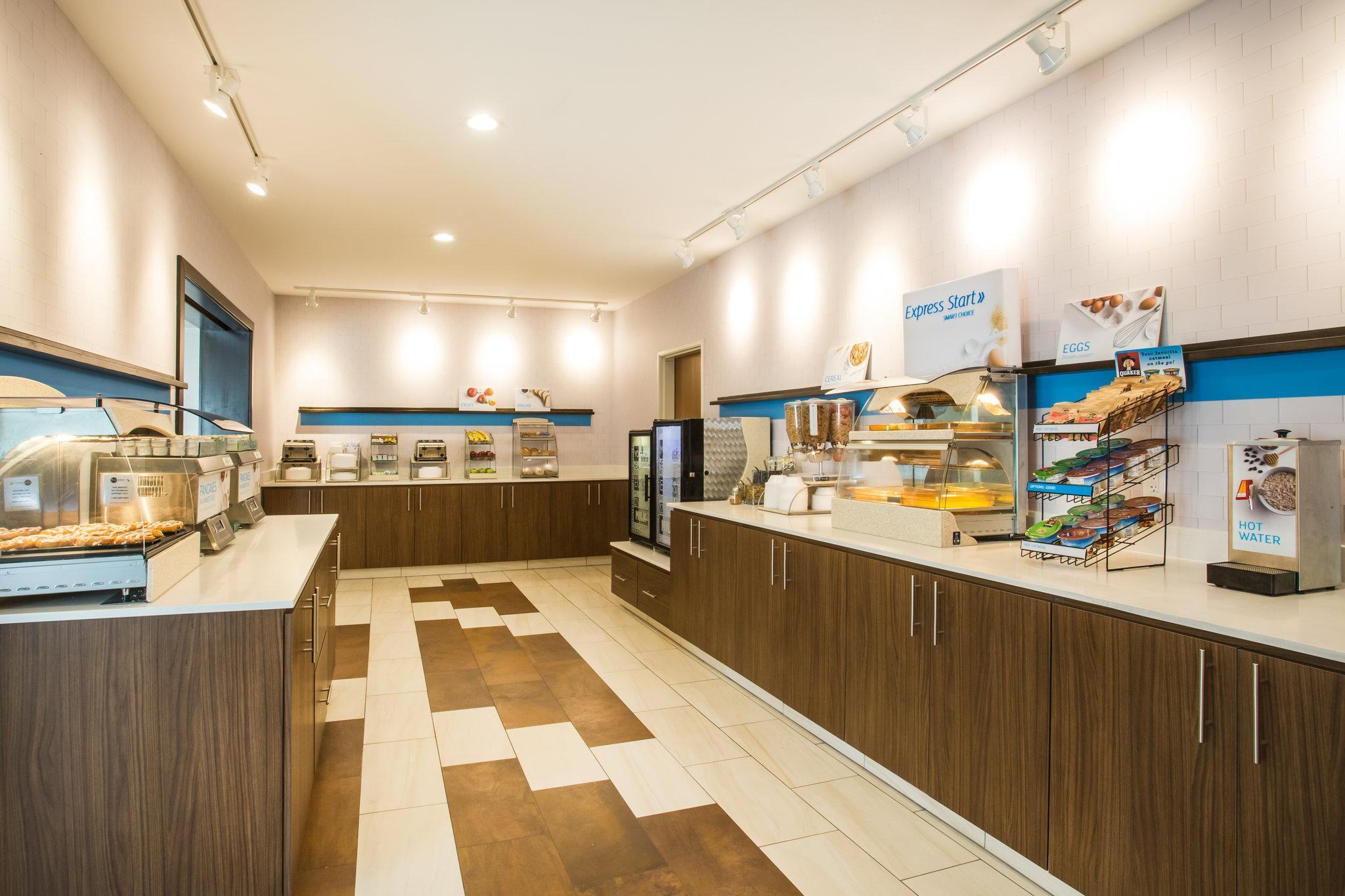 Holiday Inn Express Hotel & Suites Cedar City By Ihg Εξωτερικό φωτογραφία
