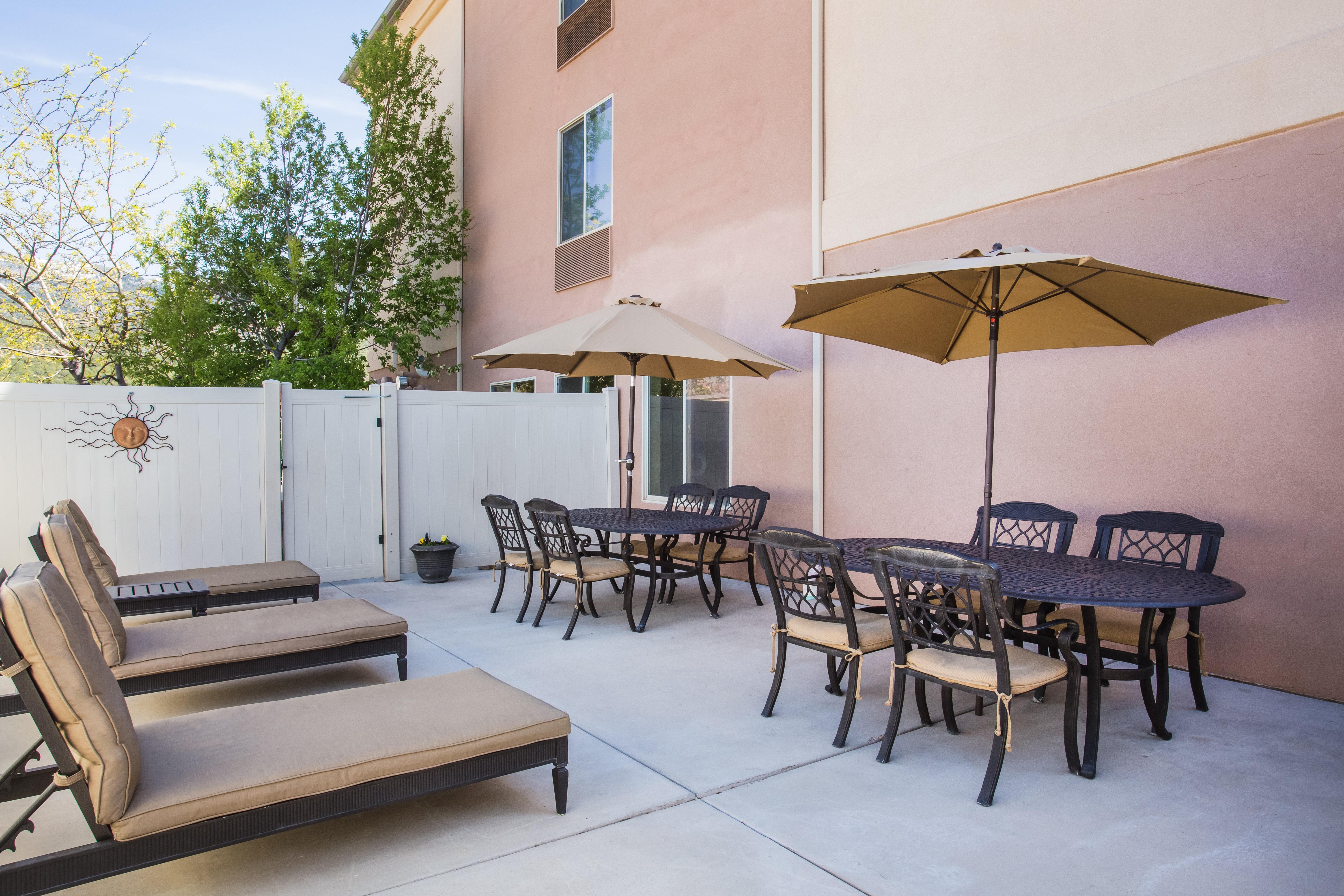 Holiday Inn Express Hotel & Suites Cedar City By Ihg Εξωτερικό φωτογραφία